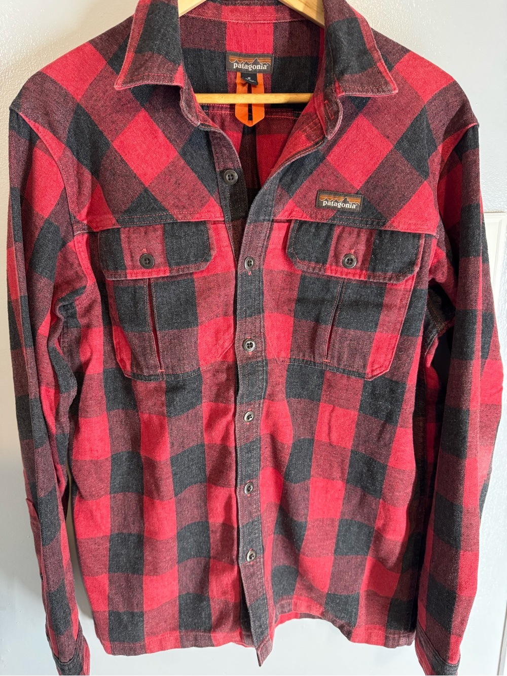 Patagonia Red and Black Buffalo Plaid Flannel Shirt Jacket